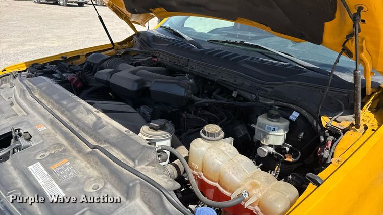 image for item EU2074 2017 Ford F350 Super Duty  utility bed pickup truck