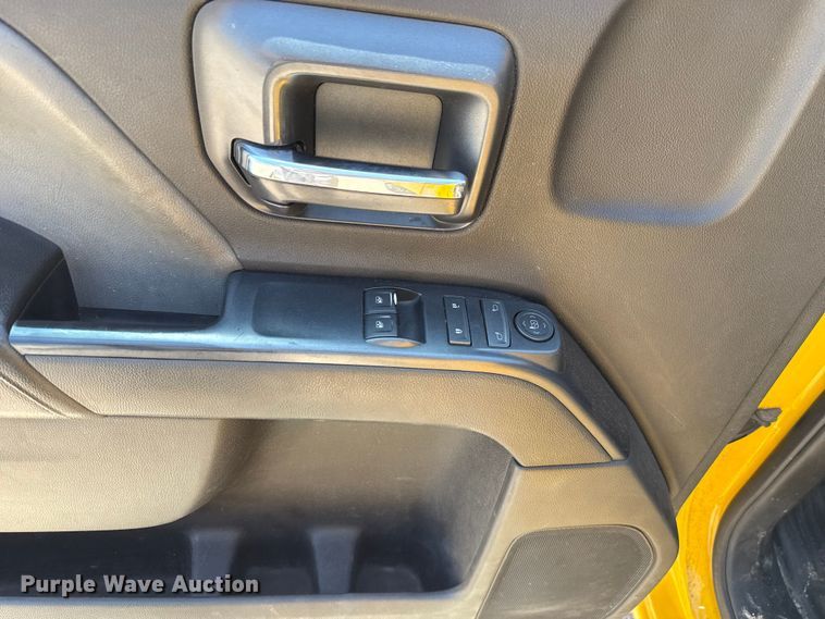 image for item EU2076 2017 Chevrolet Silverado 3500HD utility bed pickup truck