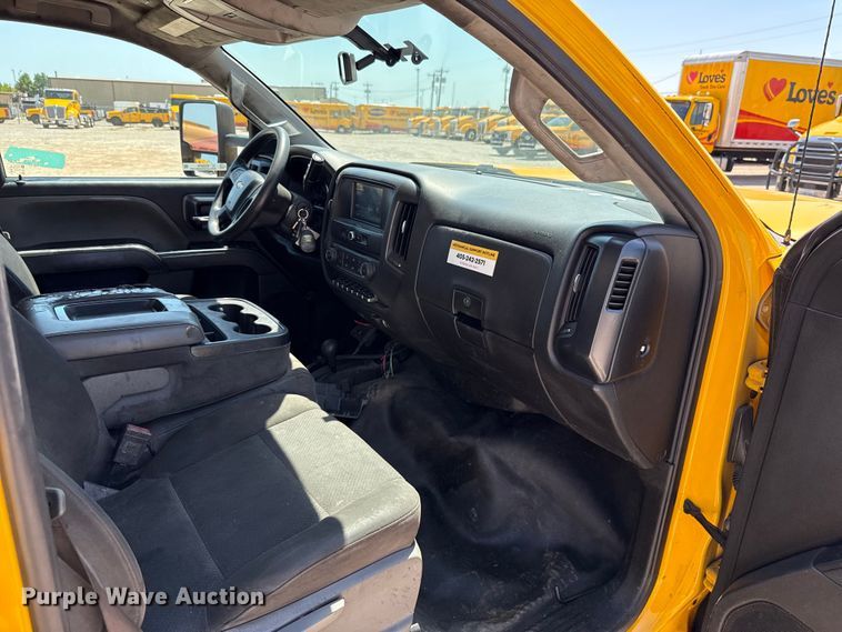 image for item EU2076 2017 Chevrolet Silverado 3500HD utility bed pickup truck