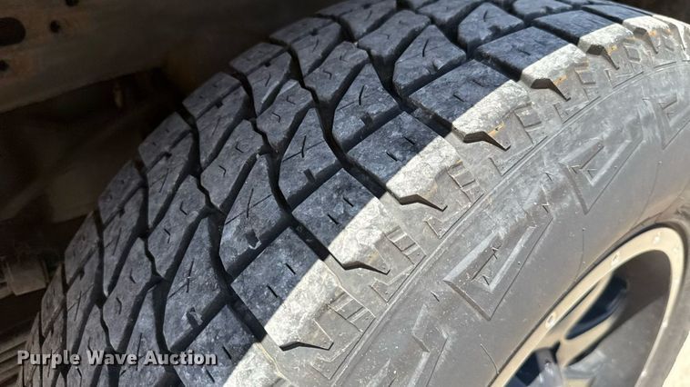 image for item EU2076 2017 Chevrolet Silverado 3500HD utility bed pickup truck