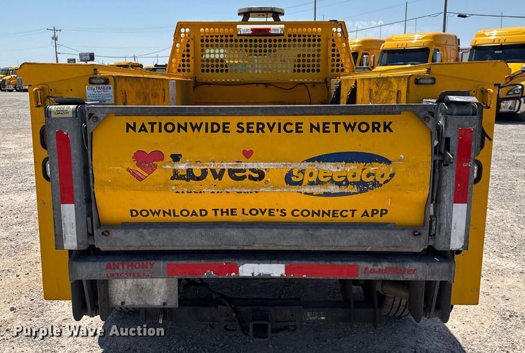 image for item EU2077 2017 Ford F350 Super Duty  utility bed pickup truck