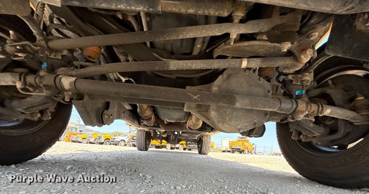 image for item EU2077 2017 Ford F350 Super Duty  utility bed pickup truck