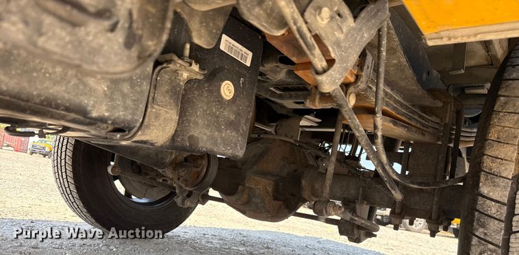 image for item EU2077 2017 Ford F350 Super Duty  utility bed pickup truck