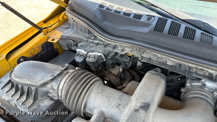 image for item EU2077 2017 Ford F350 Super Duty  utility bed pickup truck