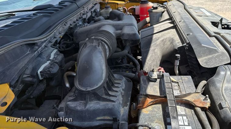 image for item EU2077 2017 Ford F350 Super Duty  utility bed pickup truck