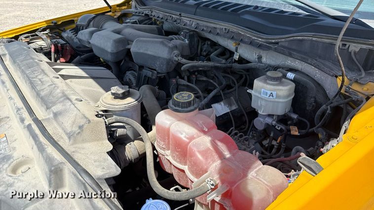 image for item EU2077 2017 Ford F350 Super Duty  utility bed pickup truck