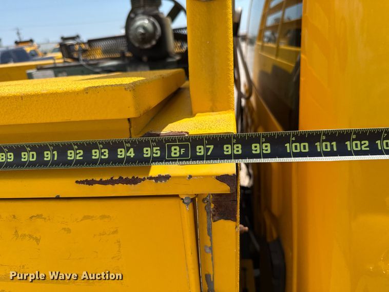 image for item EU2078 2015 Chevrolet Silverado 3500HD utility bed pickup truck