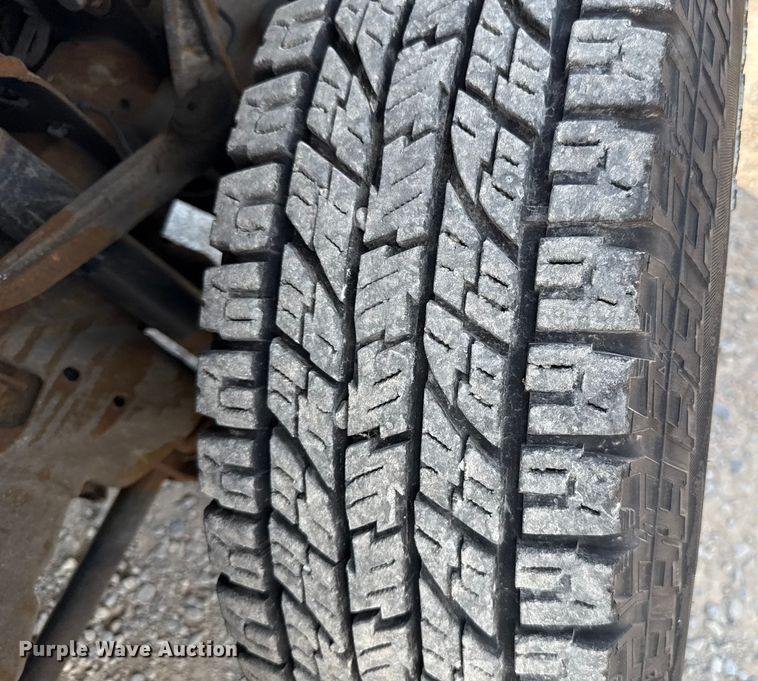 image for item EU2078 2015 Chevrolet Silverado 3500HD utility bed pickup truck