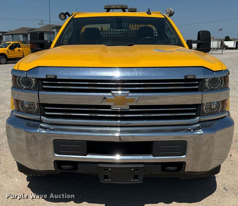 image for item EU2079 2017 Chevrolet Silverado 3500HD utility bed pickup truck