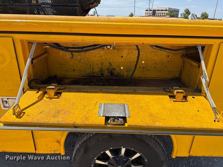 image for item EU2079 2017 Chevrolet Silverado 3500HD utility bed pickup truck