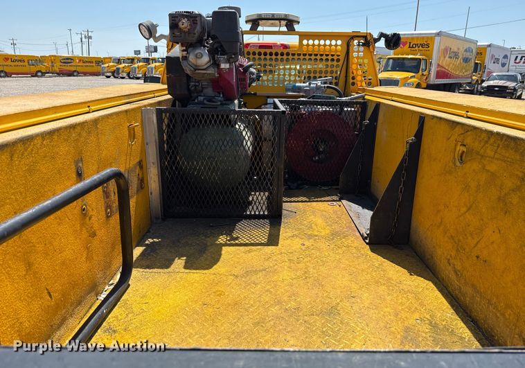 image for item EU2079 2017 Chevrolet Silverado 3500HD utility bed pickup truck