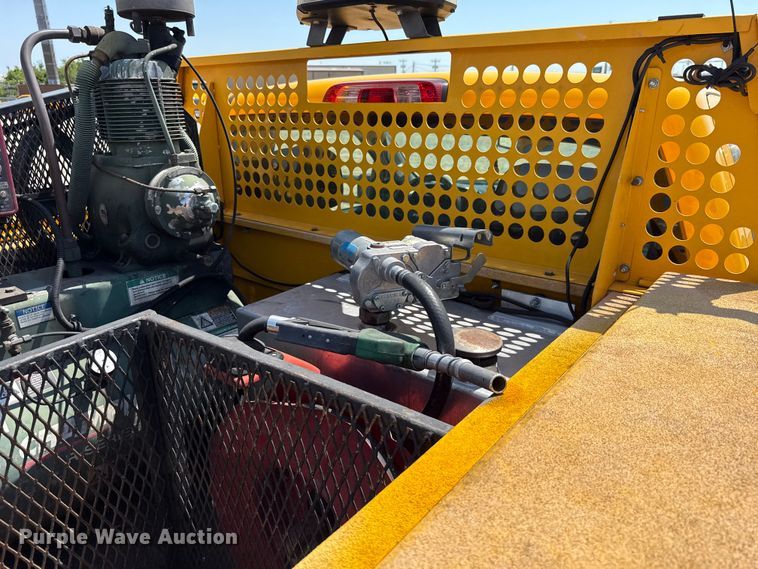 image for item EU2079 2017 Chevrolet Silverado 3500HD utility bed pickup truck