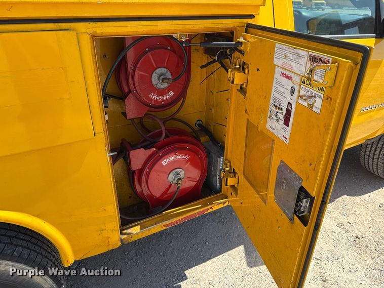 image for item EU2079 2017 Chevrolet Silverado 3500HD utility bed pickup truck