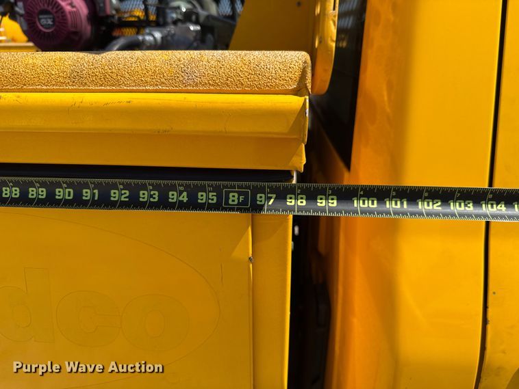 image for item EU2079 2017 Chevrolet Silverado 3500HD utility bed pickup truck