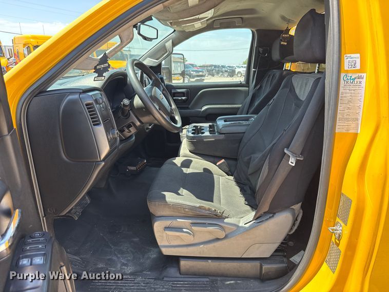 image for item EU2079 2017 Chevrolet Silverado 3500HD utility bed pickup truck