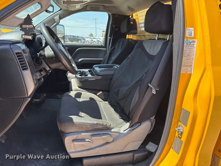 image for item EU2079 2017 Chevrolet Silverado 3500HD utility bed pickup truck