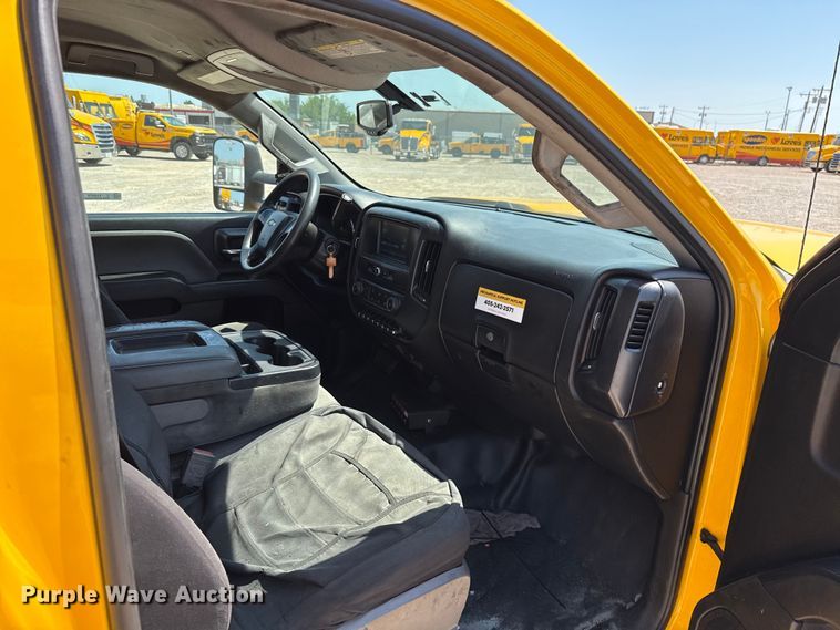 image for item EU2079 2017 Chevrolet Silverado 3500HD utility bed pickup truck