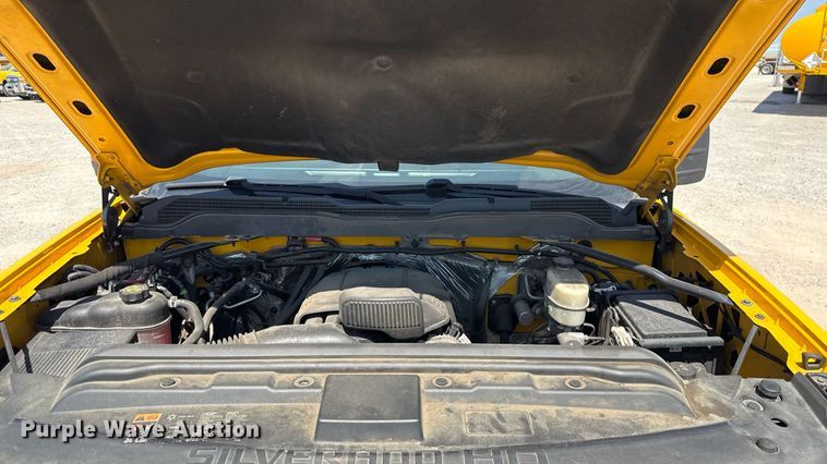 image for item EU2079 2017 Chevrolet Silverado 3500HD utility bed pickup truck