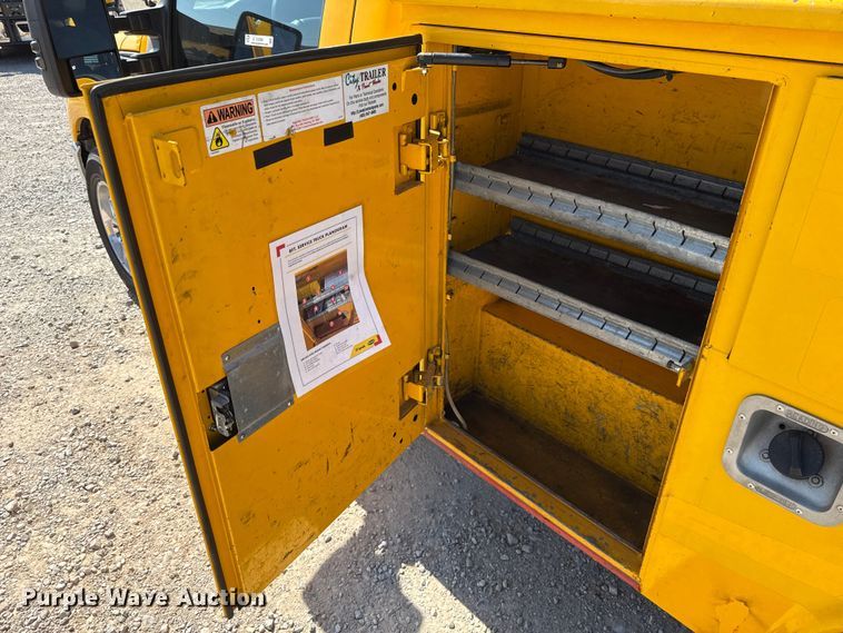 image for item EU2080 2016 Ford F350 Super Duty  utility bed pickup truck