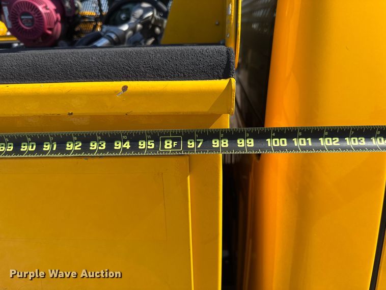 image for item EU2080 2016 Ford F350 Super Duty  utility bed pickup truck