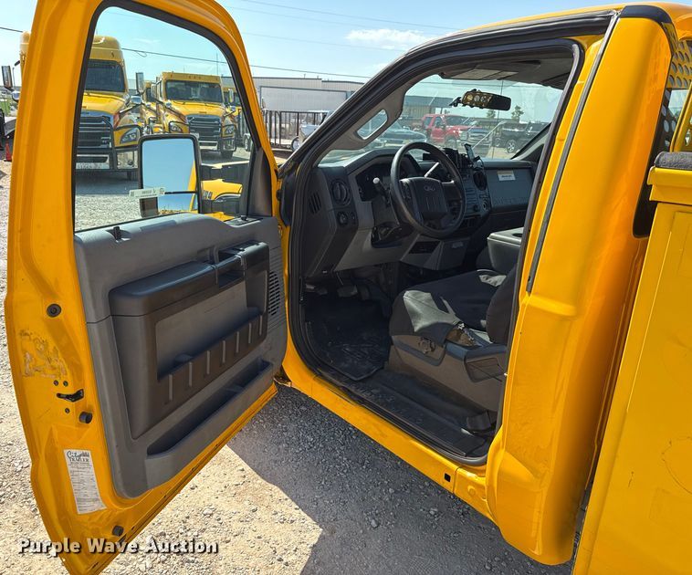 image for item EU2080 2016 Ford F350 Super Duty  utility bed pickup truck