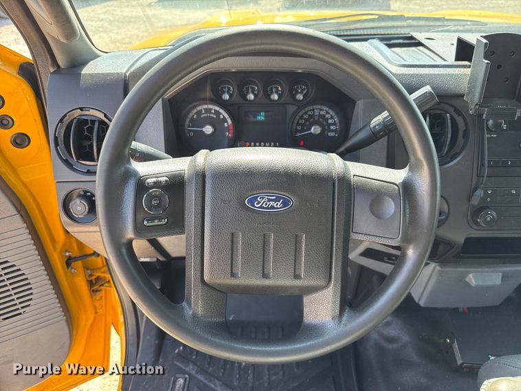 image for item EU2080 2016 Ford F350 Super Duty  utility bed pickup truck