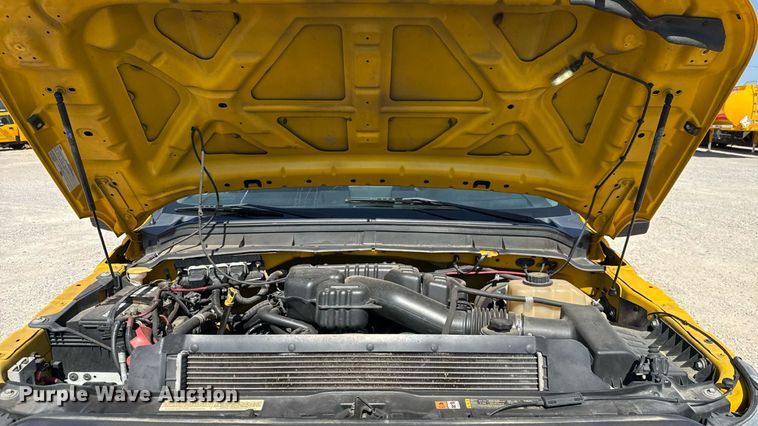 image for item EU2080 2016 Ford F350 Super Duty  utility bed pickup truck