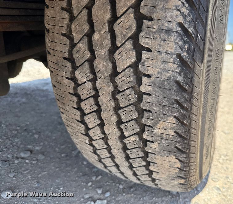 image for item EU2080 2016 Ford F350 Super Duty  utility bed pickup truck