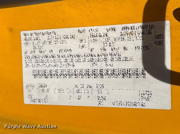 image for item EU2081 2017 Ford F350 Super Duty  utility bed pickup truck