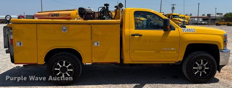 image for item EU2083 2018 Chevrolet Silverado 3500HD utility bed pickup truck