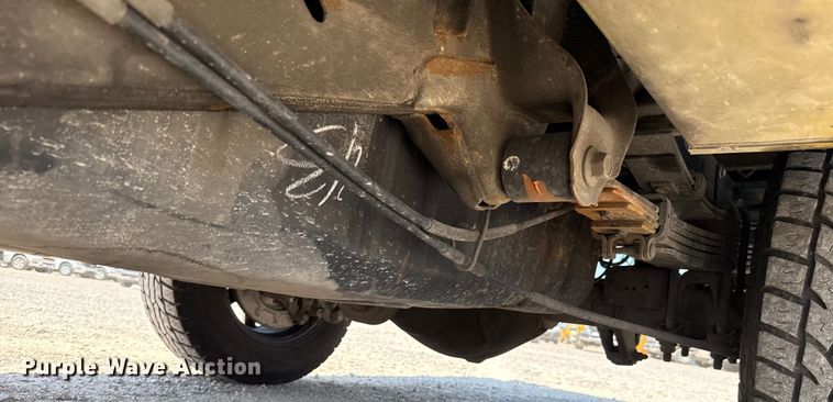 image for item EU2083 2018 Chevrolet Silverado 3500HD utility bed pickup truck