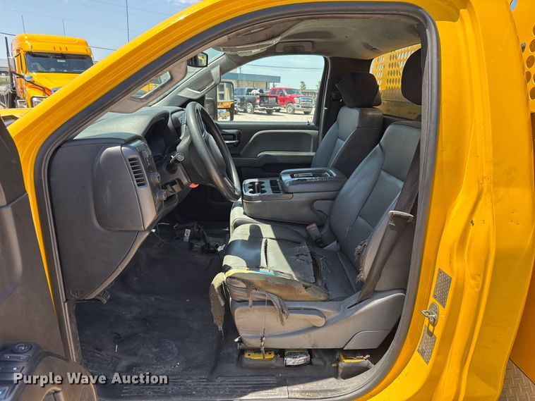 image for item EU2083 2018 Chevrolet Silverado 3500HD utility bed pickup truck