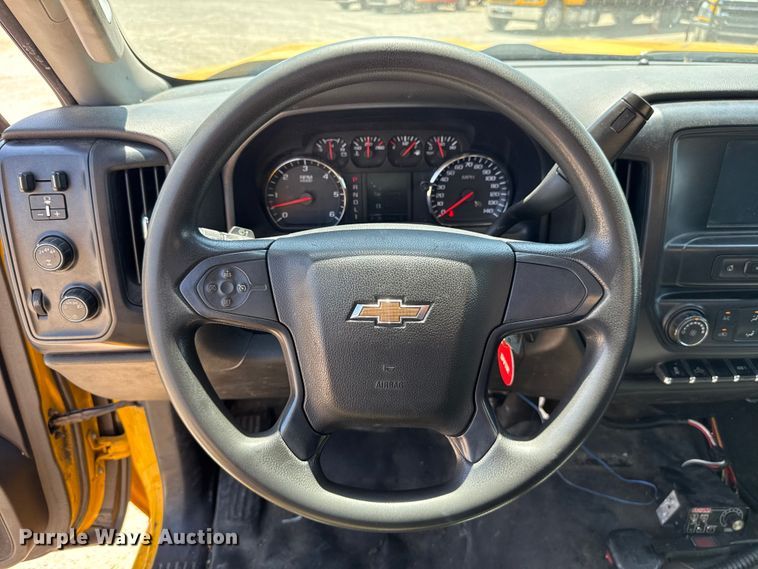 image for item EU2083 2018 Chevrolet Silverado 3500HD utility bed pickup truck