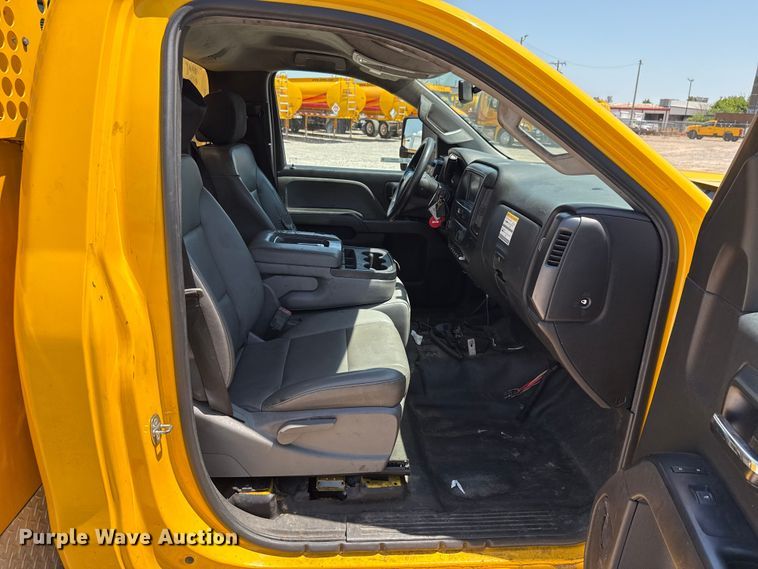 image for item EU2083 2018 Chevrolet Silverado 3500HD utility bed pickup truck