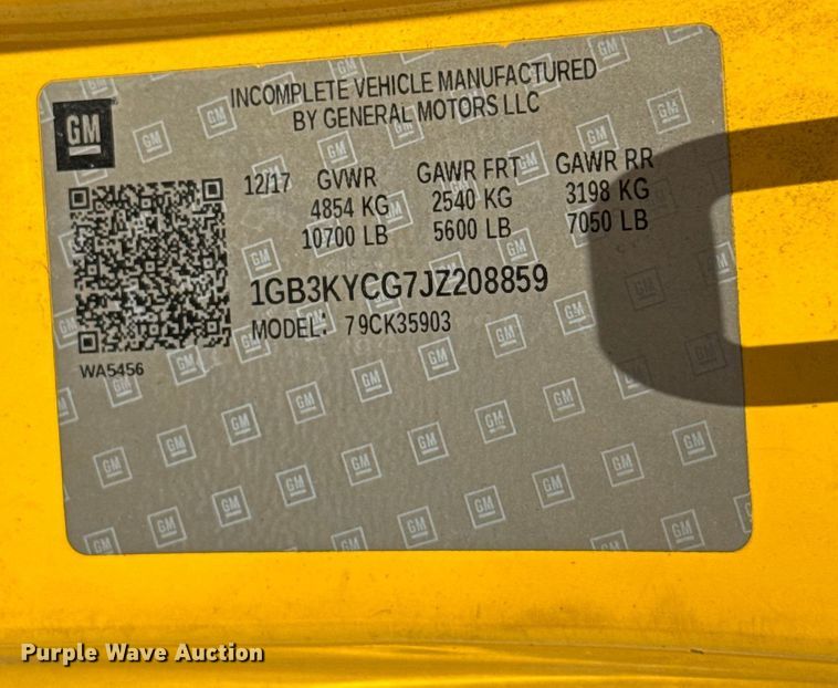 image for item EU2083 2018 Chevrolet Silverado 3500HD utility bed pickup truck