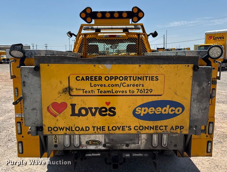 image for item EU2084 2020 Ford F350 Super Duty  utility bed pickup truck