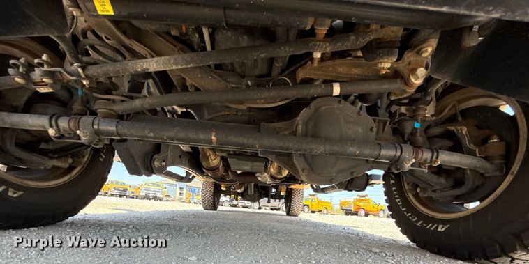 image for item EU2084 2020 Ford F350 Super Duty  utility bed pickup truck