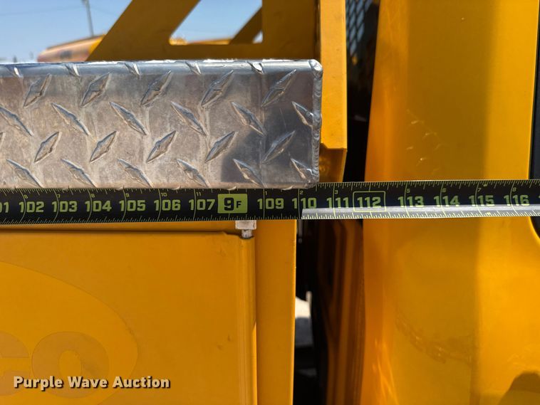 image for item EU2084 2020 Ford F350 Super Duty  utility bed pickup truck