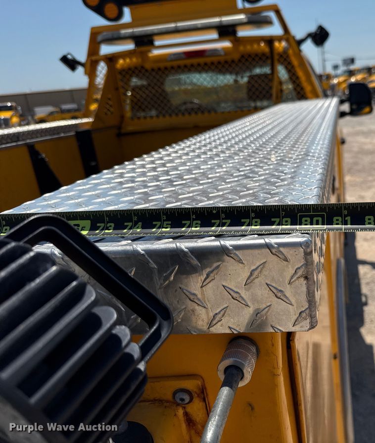 image for item EU2084 2020 Ford F350 Super Duty  utility bed pickup truck