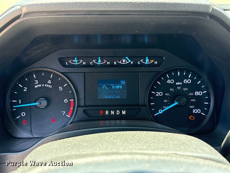 image for item EU2084 2020 Ford F350 Super Duty  utility bed pickup truck