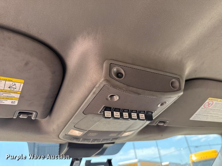 image for item EU2084 2020 Ford F350 Super Duty  utility bed pickup truck