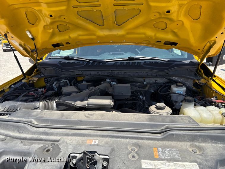 image for item EU2084 2020 Ford F350 Super Duty  utility bed pickup truck