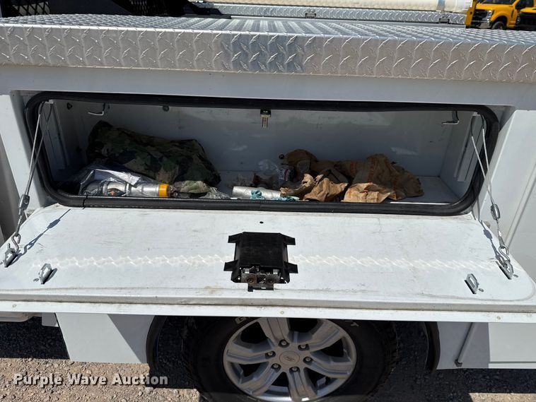 image for item EU2085 2021 Ford Ranger SuperCab utility bed pickup truck