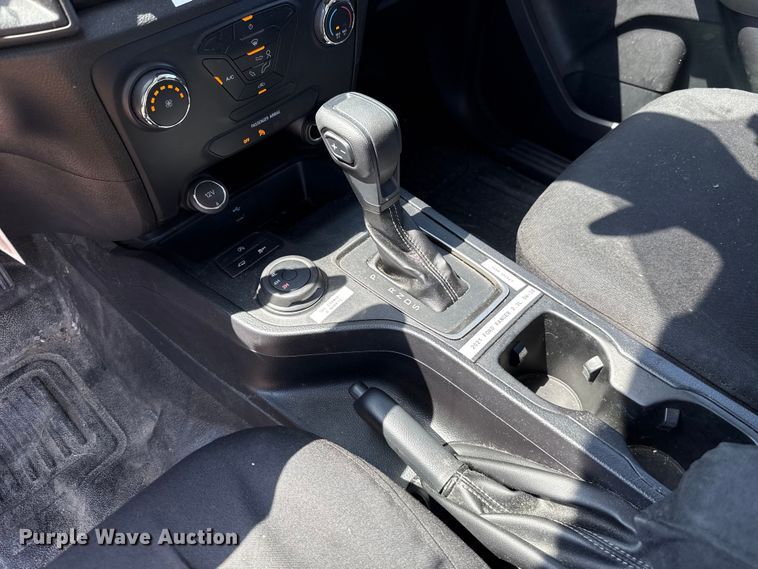 image for item EU2085 2021 Ford Ranger SuperCab utility bed pickup truck