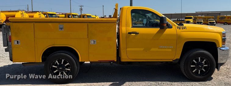 image for item EU2086 2018 Chevrolet Silverado 3500HD utility bed pickup truck