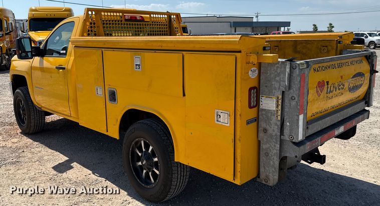 image for item EU2086 2018 Chevrolet Silverado 3500HD utility bed pickup truck