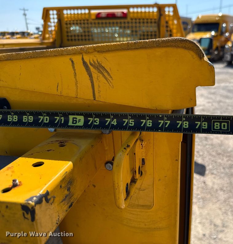 image for item EU2086 2018 Chevrolet Silverado 3500HD utility bed pickup truck