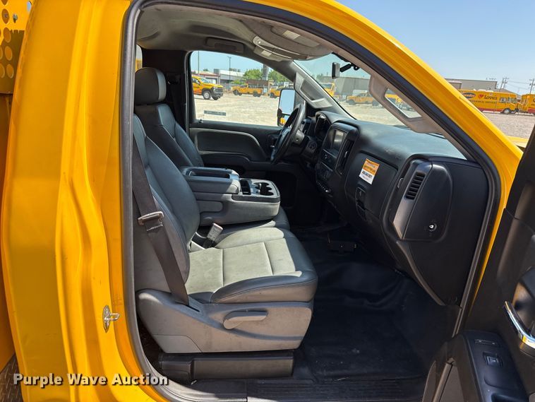 image for item EU2086 2018 Chevrolet Silverado 3500HD utility bed pickup truck