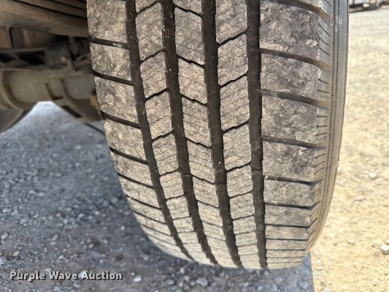 image for item EU2086 2018 Chevrolet Silverado 3500HD utility bed pickup truck