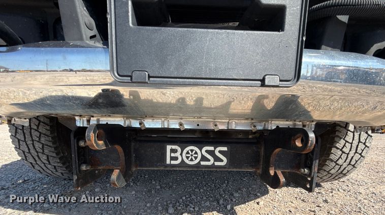 image for item EU2087 2017 Ford F350 Super Duty utility bed pickup truck